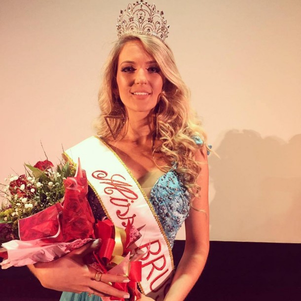 MISS BRUSQUE 2017 - MILENA HARLE